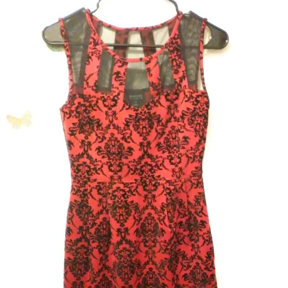 Enfocus Studio women sleeveless red & blk EUC